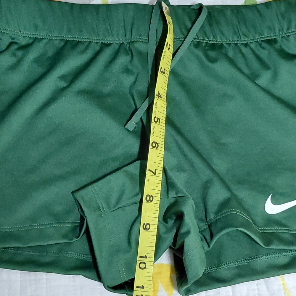 Nike Green Dri-FIT Athletic .(#B26) - Picture 5 of 6